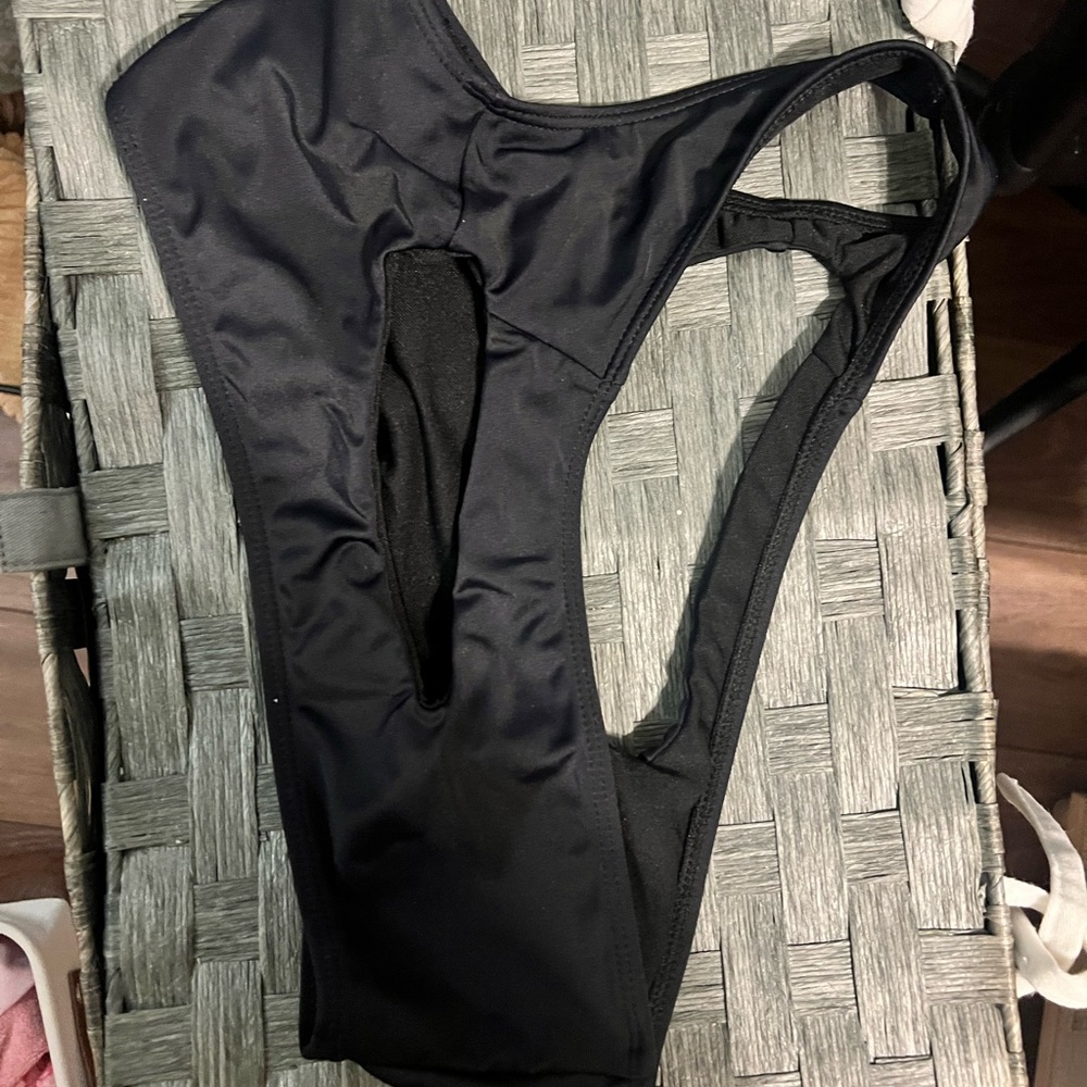 SHEIN Elegant Black Swimwear